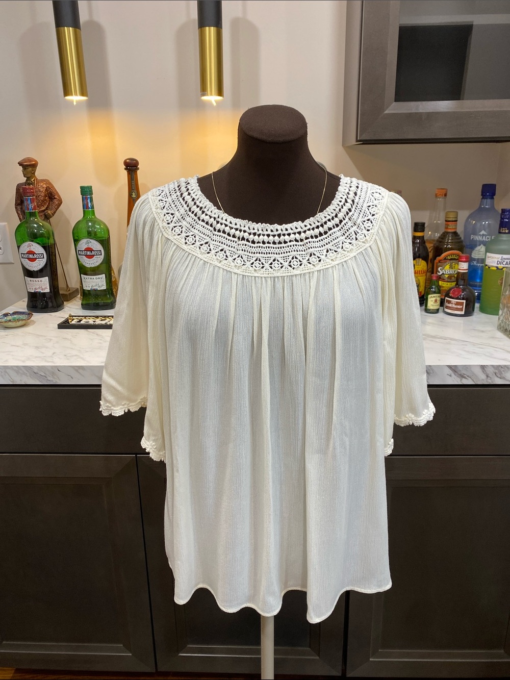 Chelsea & Theodore shirt top tunic Cream Crochet Yoke Peasant Blouse boHo new